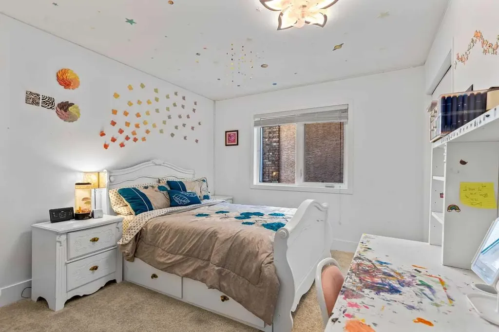 68 Christie Knoll Heights SW Calgary AB T3H 2V2