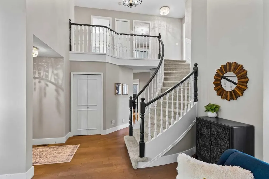 68 Christie Knoll Heights SW Calgary AB T3H 2V2