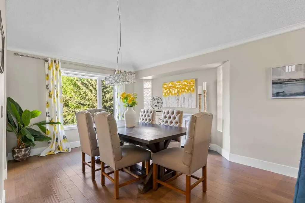68 Christie Knoll Heights SW Calgary AB T3H 2V2