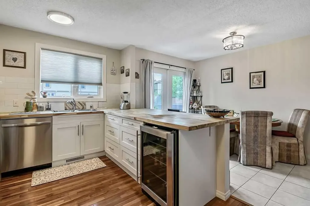 6103 Madigan Drive NE Calgary AB T2A 5K9