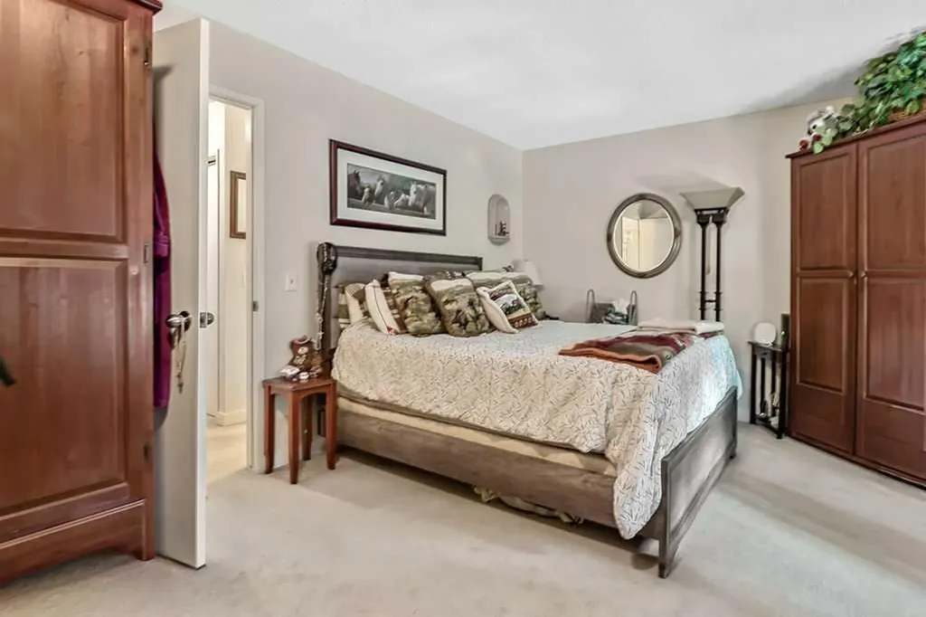 6103 Madigan Drive NE Calgary AB T2A 5K9