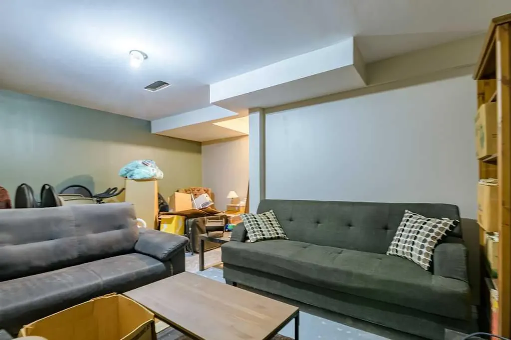 6103 Madigan Drive NE Calgary AB T2A 5K9