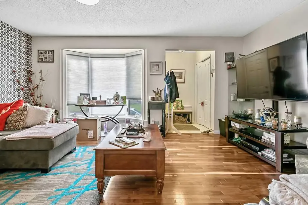 6103 Madigan Drive NE Calgary AB T2A 5K9
