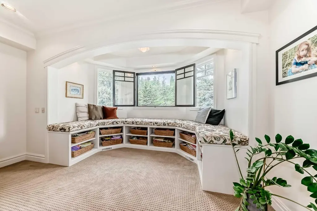 3230 8 Street SW Calgary AB T2T3A6