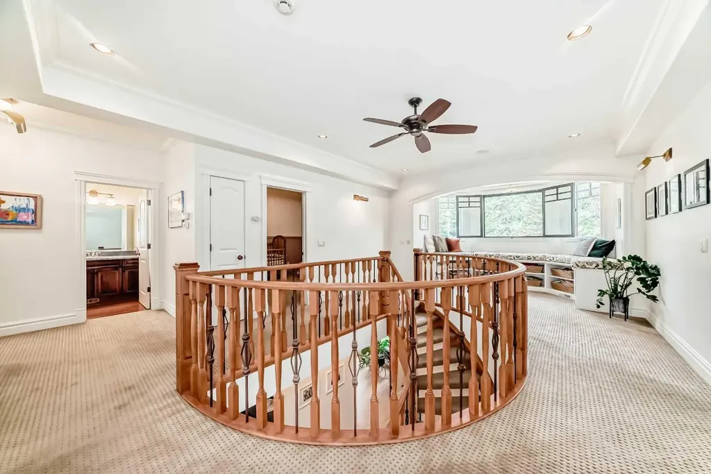 3230 8 Street SW Calgary AB T2T3A6