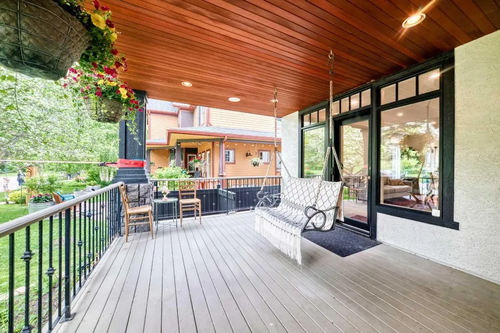 3230 8 Street SW Calgary AB T2T3A6