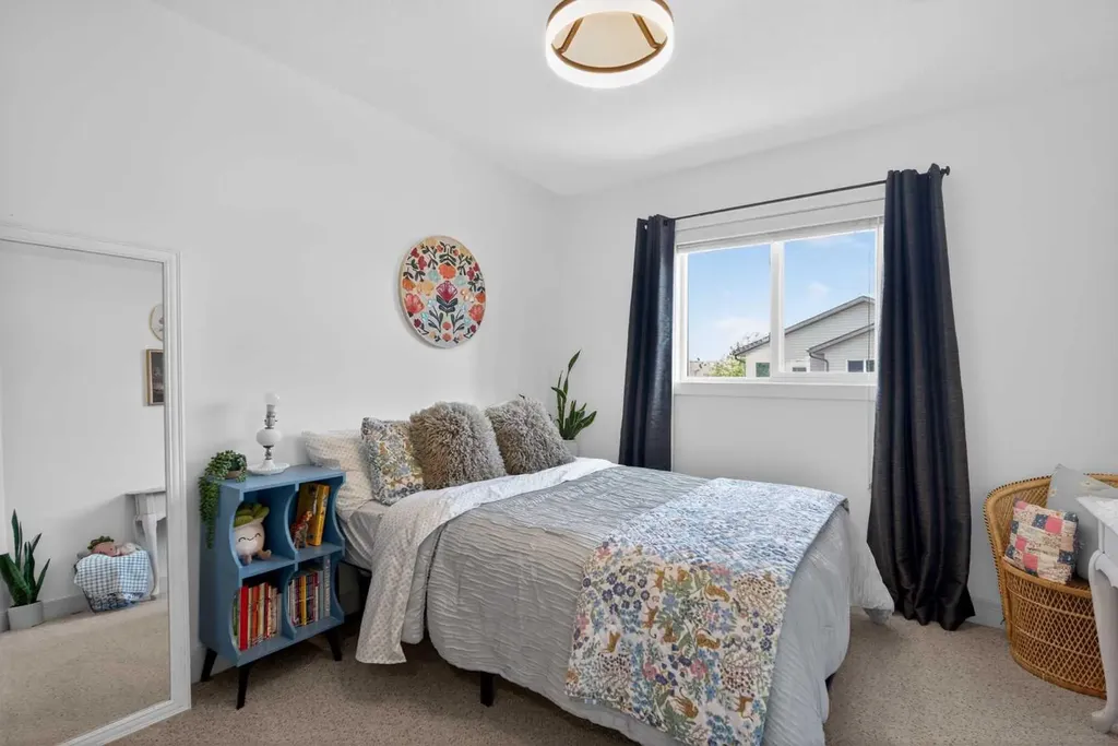 11817 87 Street Grande Prairie AB T8X 0H3