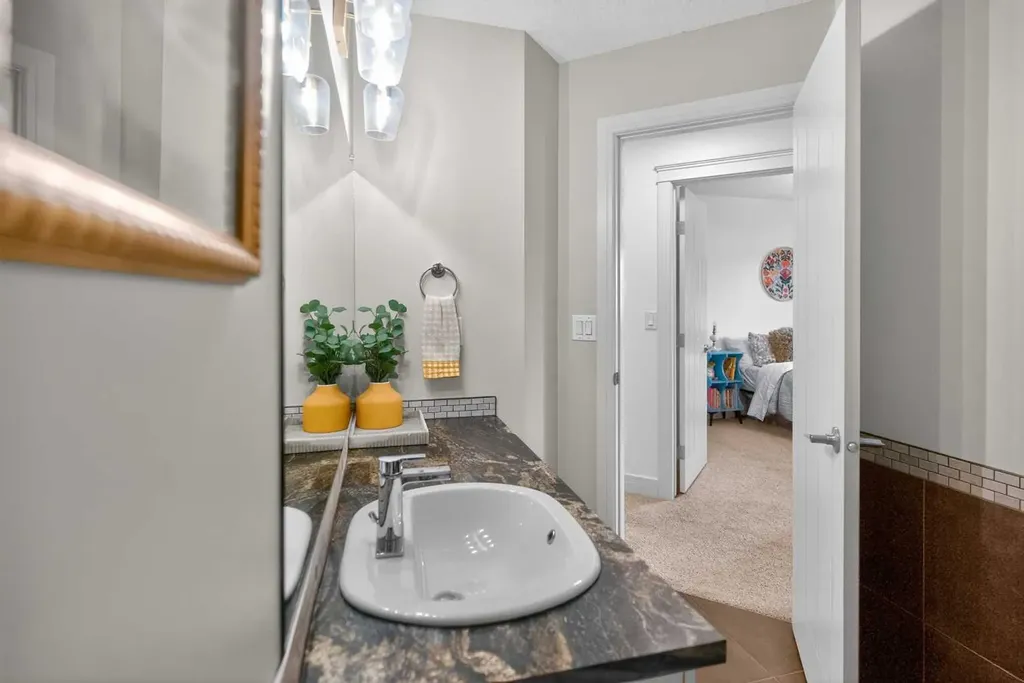 11817 87 St. Street Grande Prairie AB T8X 0H3