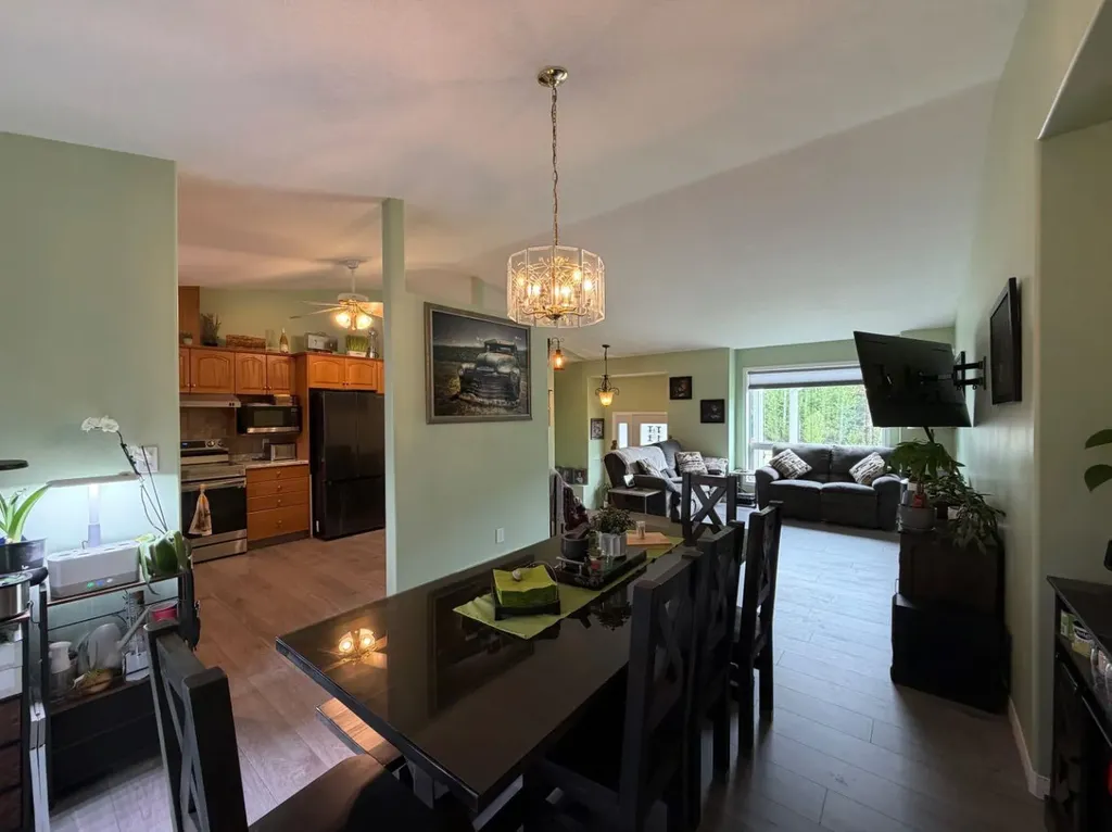 1814 48 Street Edson AB T7E 1G5