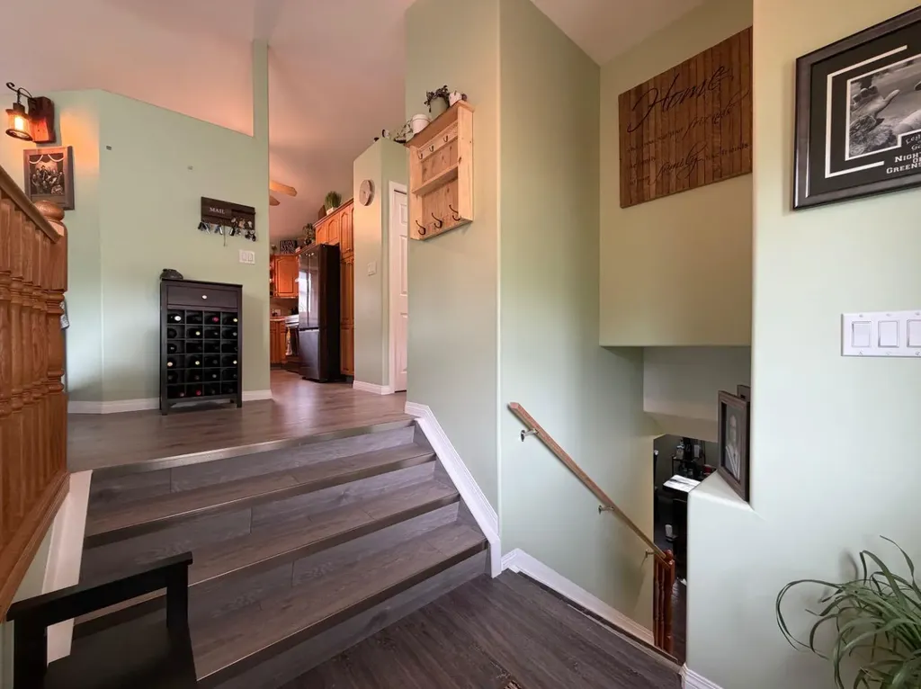 1814 48 Street Edson AB T7E 1G5