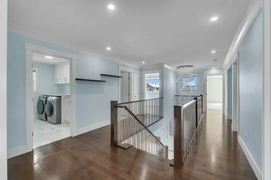 272 Aspenmere Way Chestermere AB T1X 0Y2