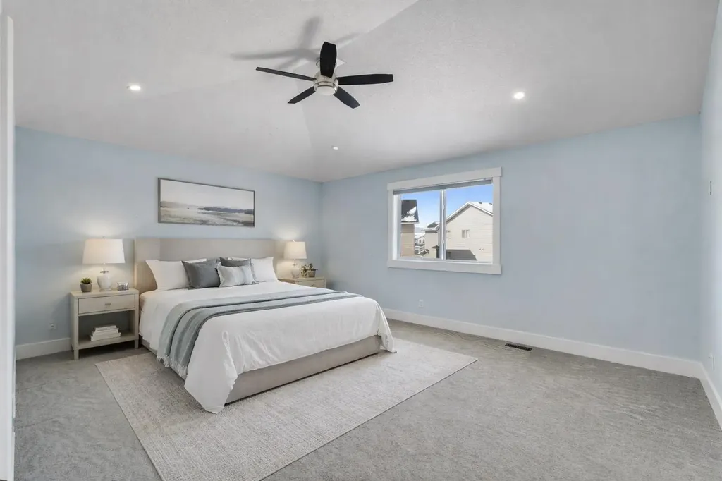 272 Aspenmere Way Chestermere AB T1X 0Y2