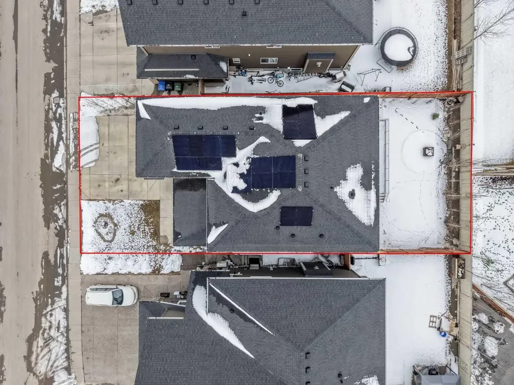 272 Aspenmere Way Chestermere AB T1X 0Y2