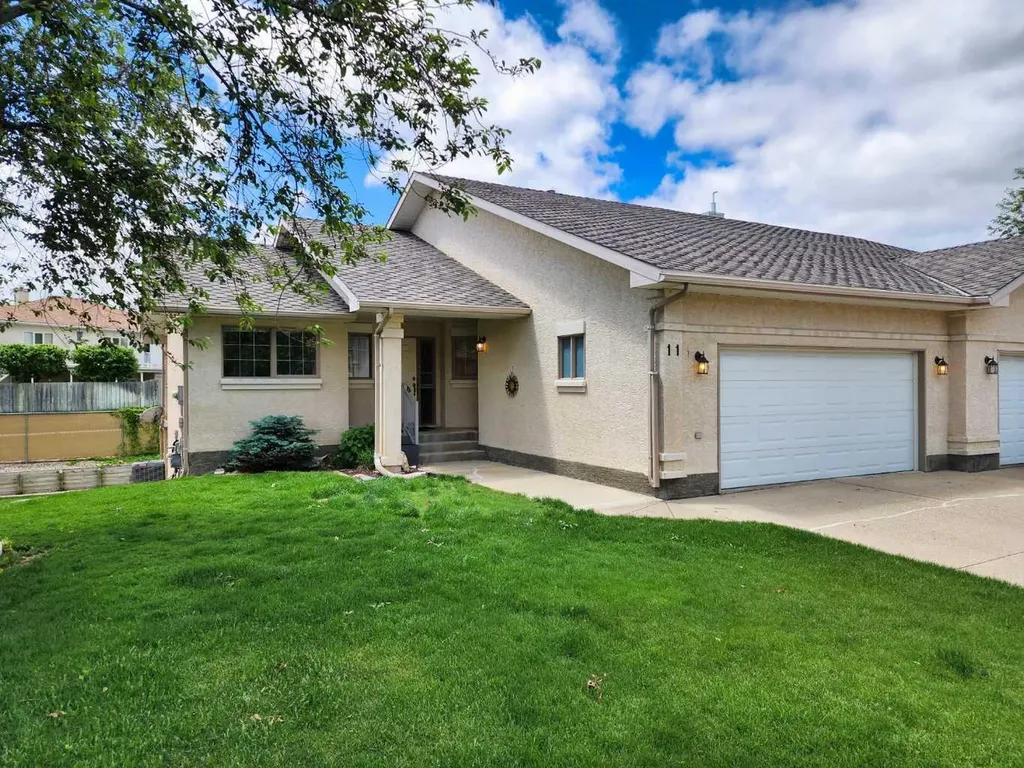 240 Heritage Boulevard W Lethbridge AB T1K 6W9