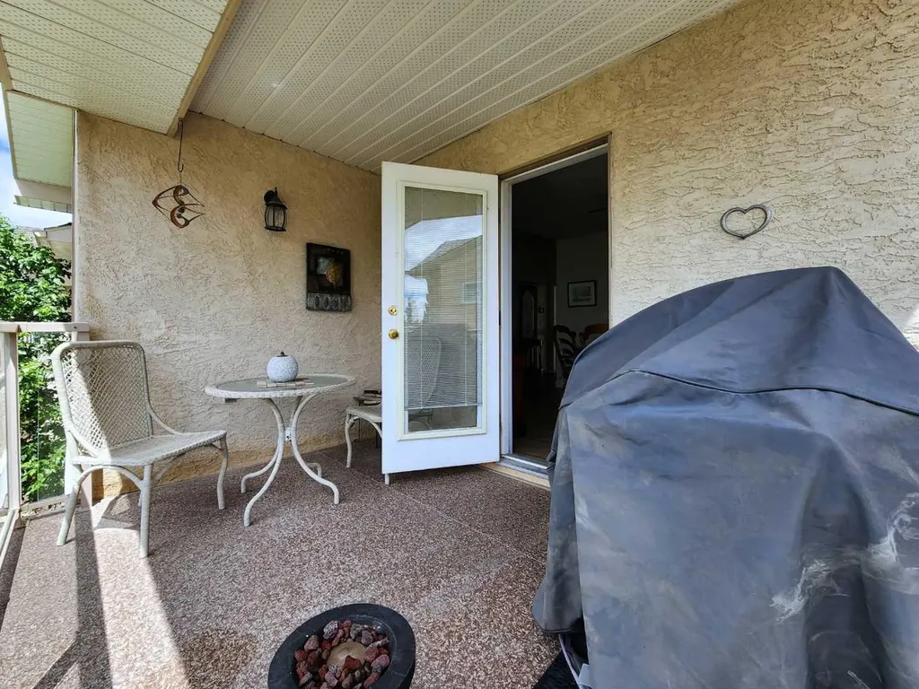 240 Heritage Boulevard W Lethbridge AB T1K 6W9