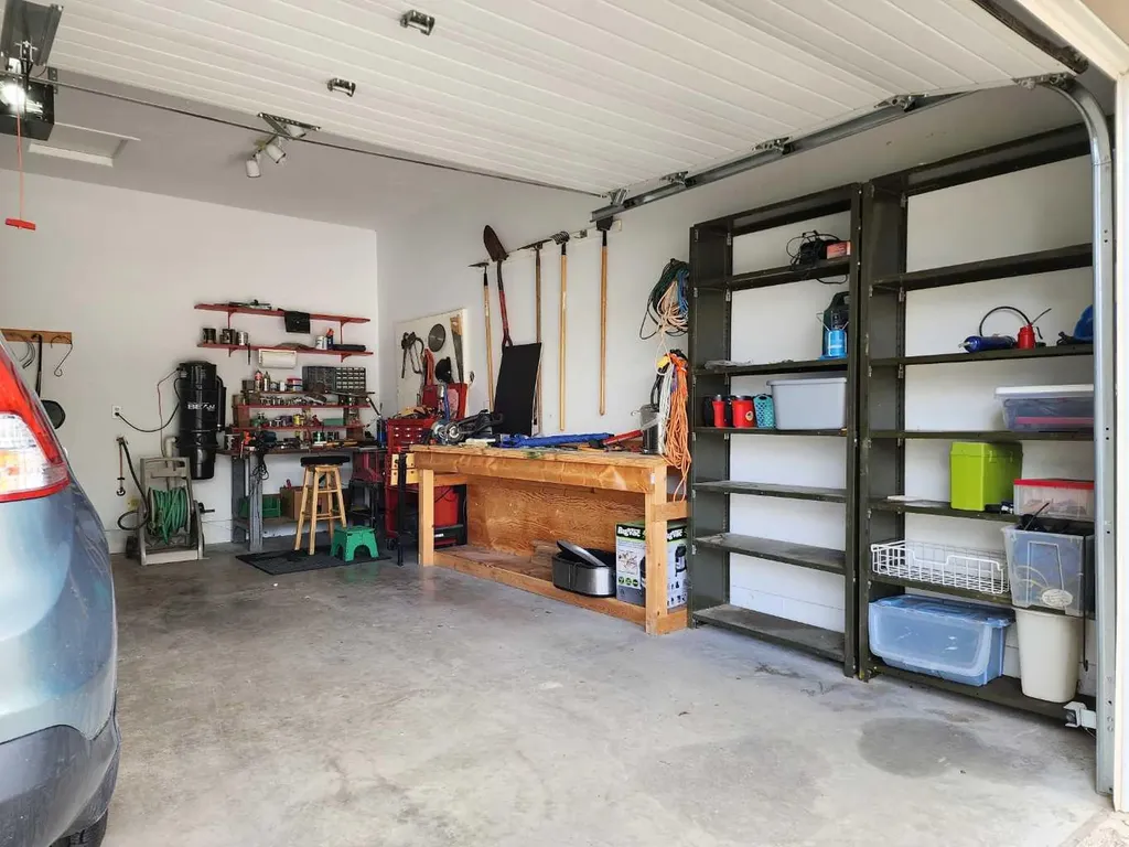 240 Heritage Boulevard W Lethbridge AB T1K 6W9