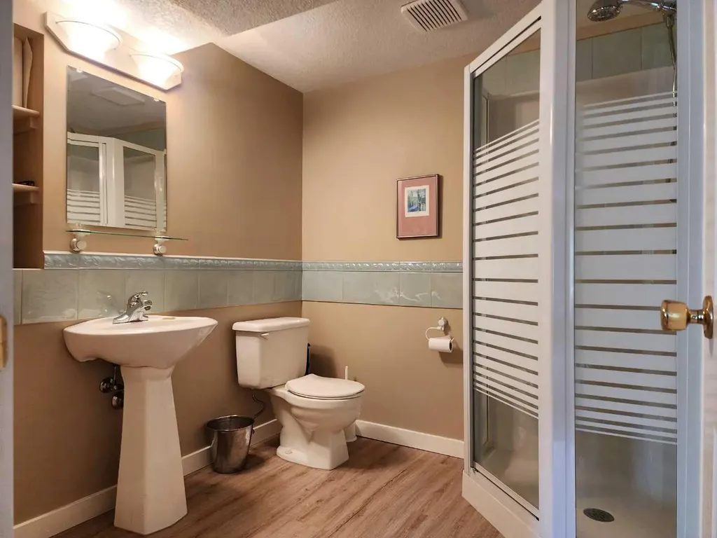 240 Heritage Boulevard W Lethbridge AB T1K 6W9