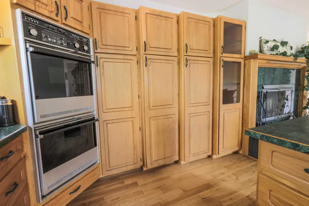 5314 57 Avenue Rocky Mountain House AB T4T 1M7