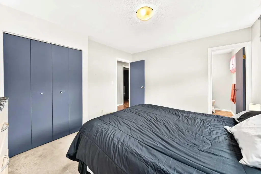 67 Newcombe Crescent Red Deer AB T4P1T9