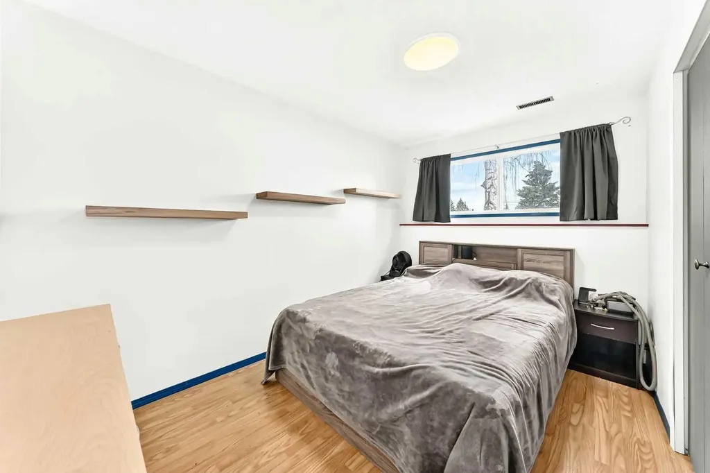 67 Newcombe Crescent Red Deer AB T4P1T9