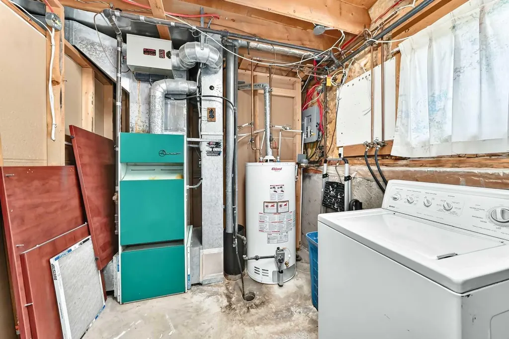 67 Newcombe Crescent Red Deer AB T4P1T9