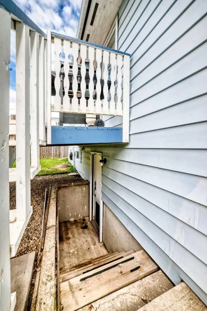 67 Newcombe Crescent Red Deer AB T4P1T9