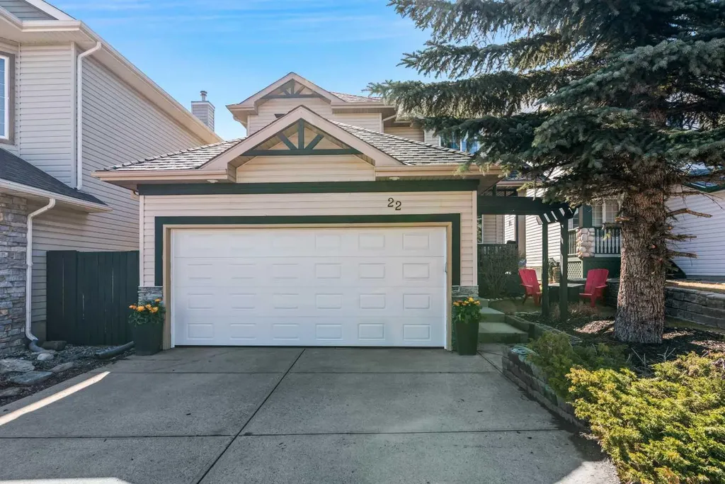 22 Hidden Valley Manor NW Calgary AB T3A5V4