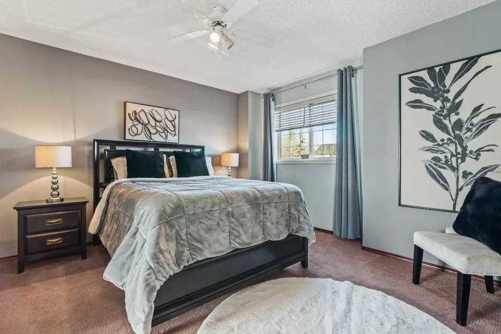 22 Hidden Valley Manor NW Calgary AB T3A5V4