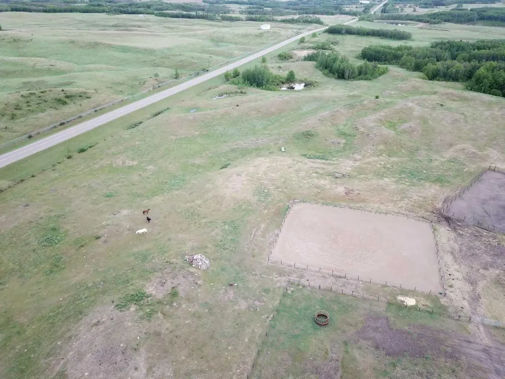 Highway 816 Rural Red Deer County AB T4E 0V5