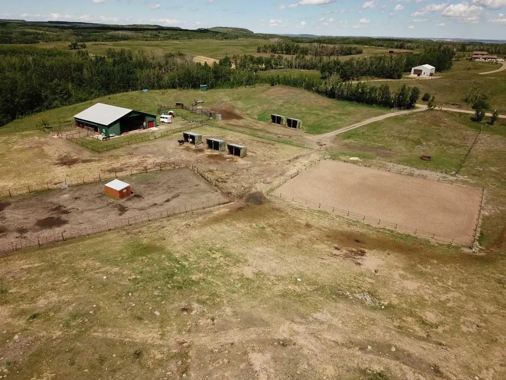 Highway 816 Rural Red Deer County AB T4E 0V5