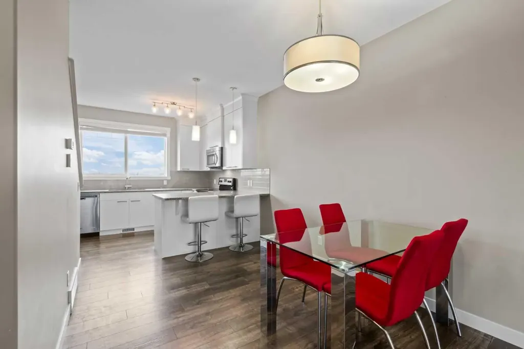 1543 Symons Valley Parkway NW Calgary AB T3P 0R8