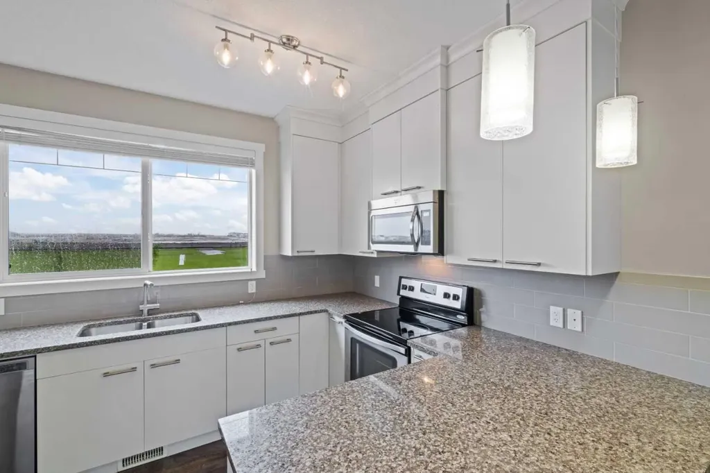 1543 Symons Valley Parkway NW Calgary AB T3P 0R8