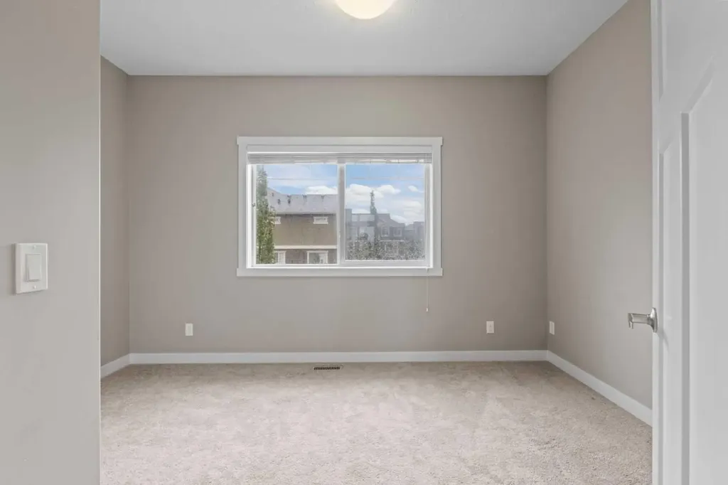 1543 Symons Valley Parkway NW Calgary AB T3P 0R8