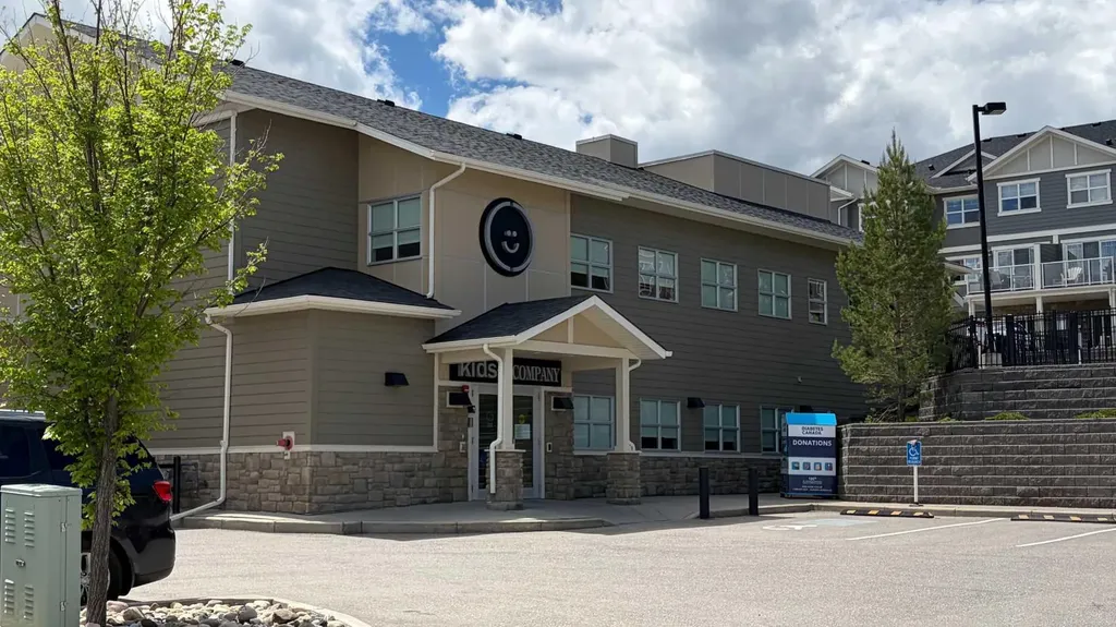 1543 Symons Valley Parkway NW Calgary AB T3P 0R8