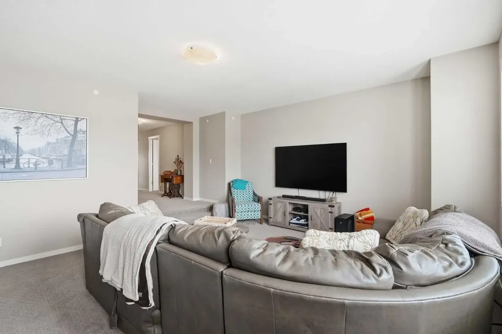186 Howse Rise NE Calgary AB T3P 0X3
