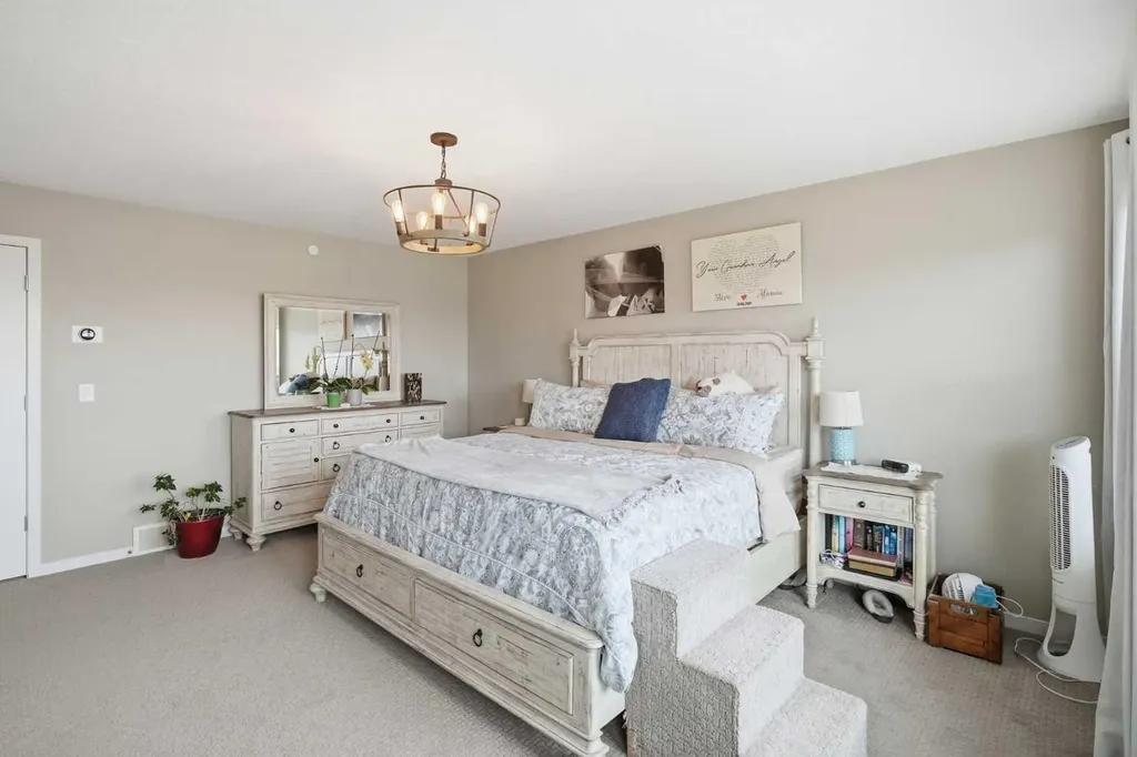 186 Howse Rise NE Calgary AB T3P 0X3