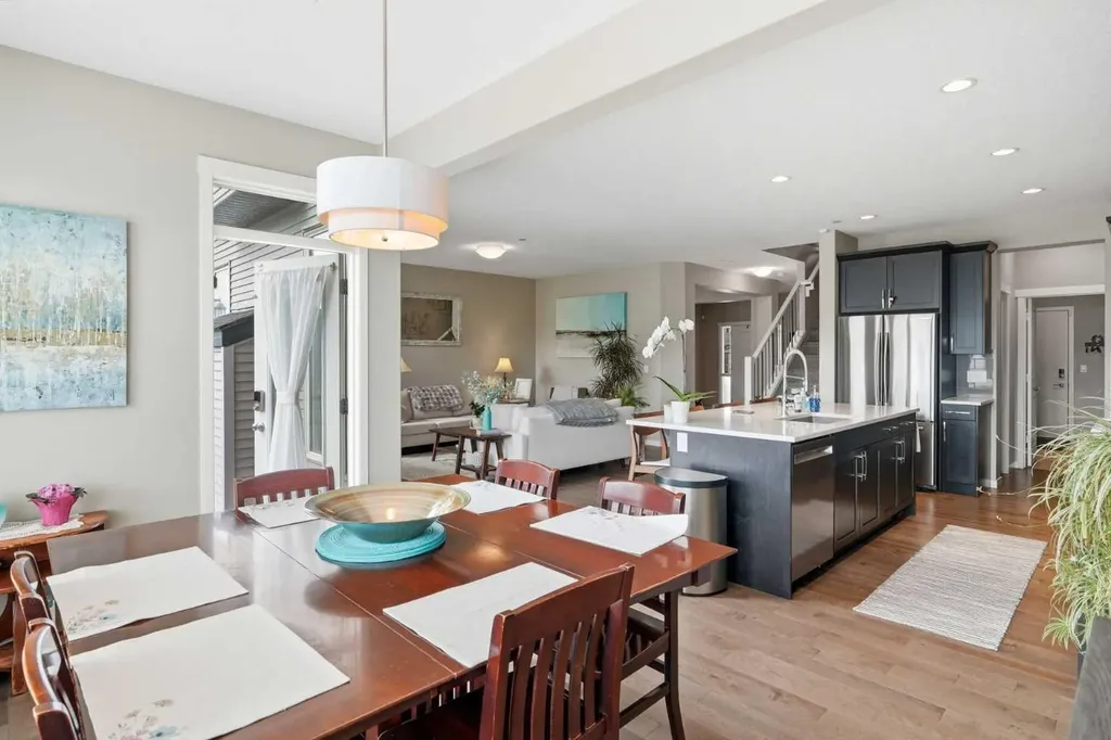 186 Howse Rise NE Calgary AB T3P 0X3