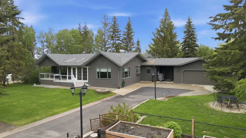 36214 Range Road 250 Rural Red Deer County AB T0M 1R0