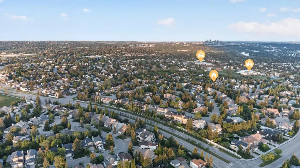 60 Scandia Hill NW Calgary AB T3L 1T8
