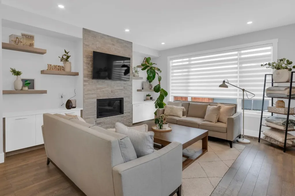 1412 41 Street SW Calgary AB T3C 1X6