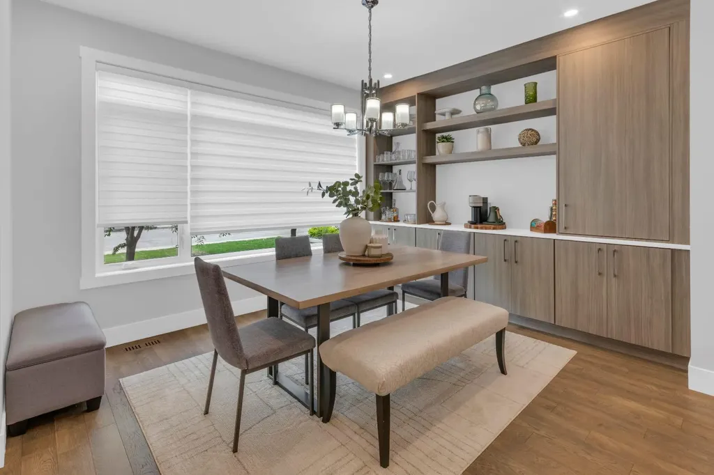1412 41 Street SW Calgary AB T3C 1X6