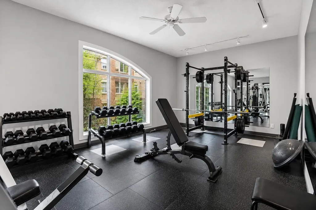 4 Hemlock Crescent SW Calgary AB T3C 2Z1