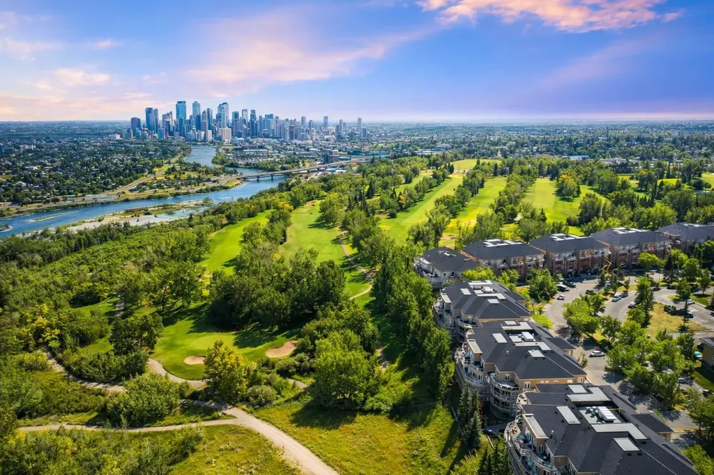 4 Hemlock Crescent SW Calgary AB T3C 2Z1
