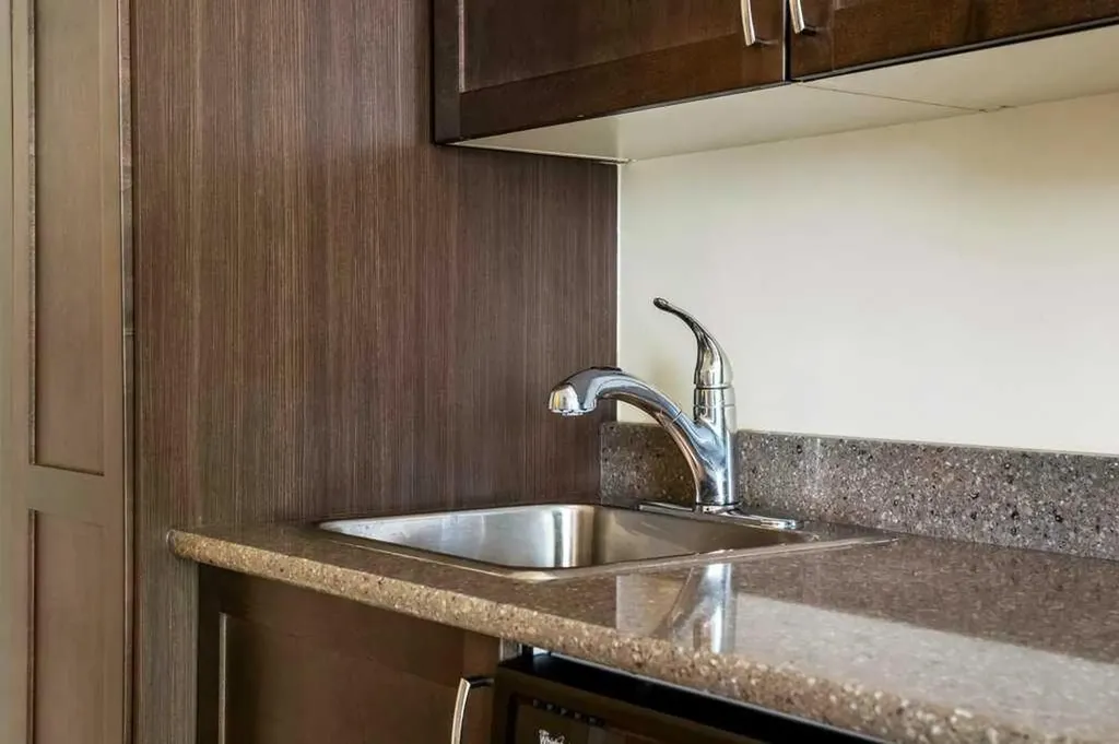 10 Brentwood Common NW Calgary AB T2L 2L6