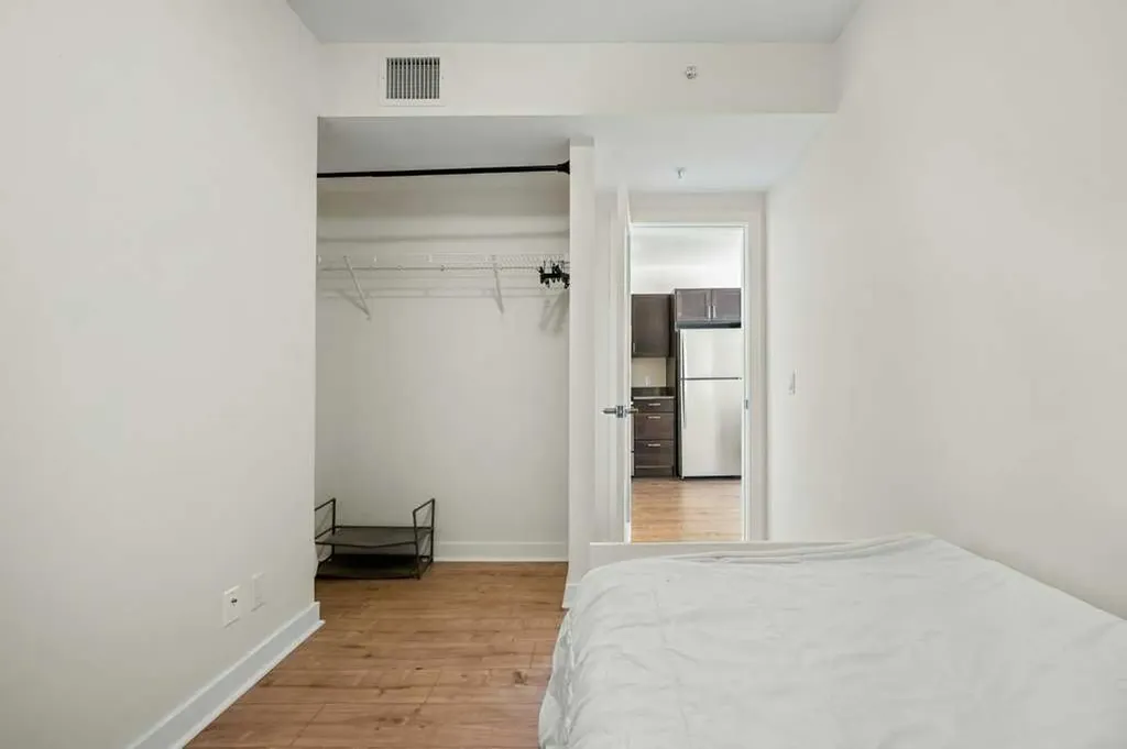 10 Brentwood Common NW Calgary AB T2L 2L6