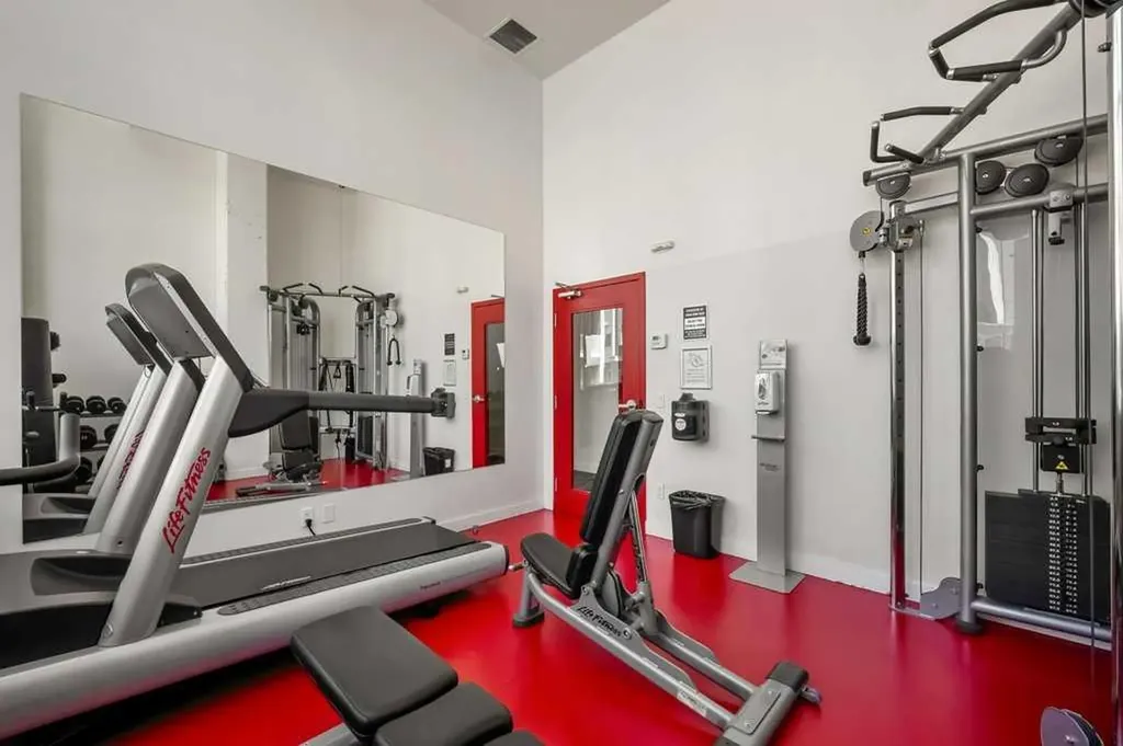 10 Brentwood Common NW Calgary AB T2L 2L6