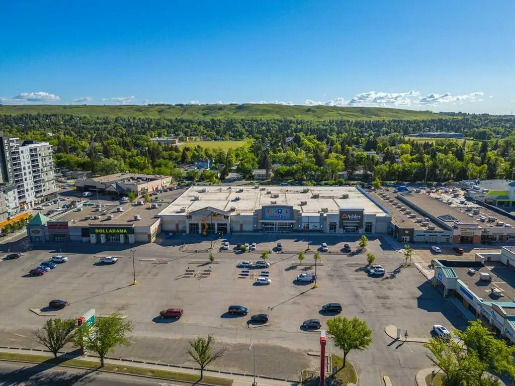 10 Brentwood Common NW Calgary AB T2L 2L6