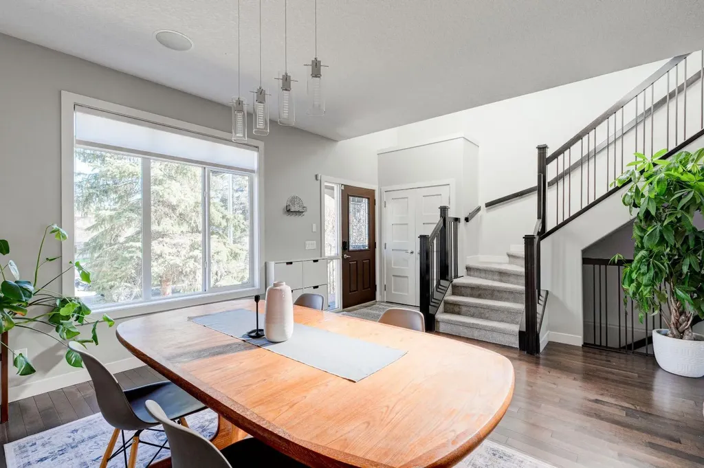 3529 3 Avenue SW Calgary AB T3C 0A7