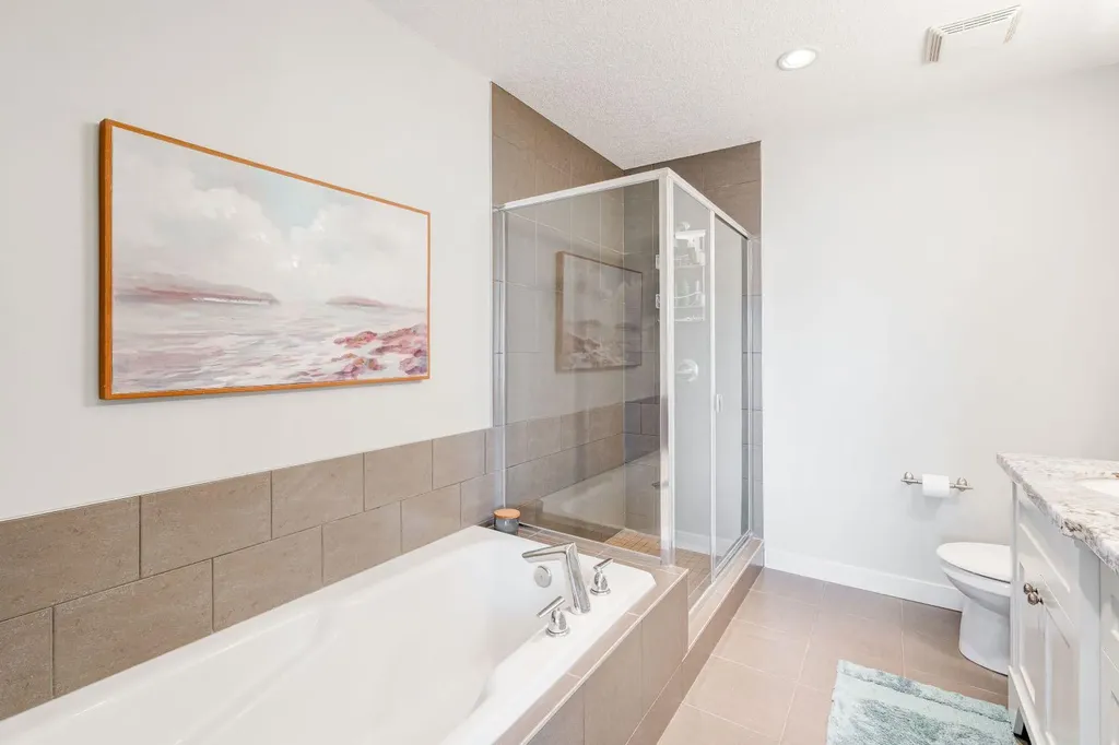 3529 3 Avenue SW Calgary AB T3C 0A7