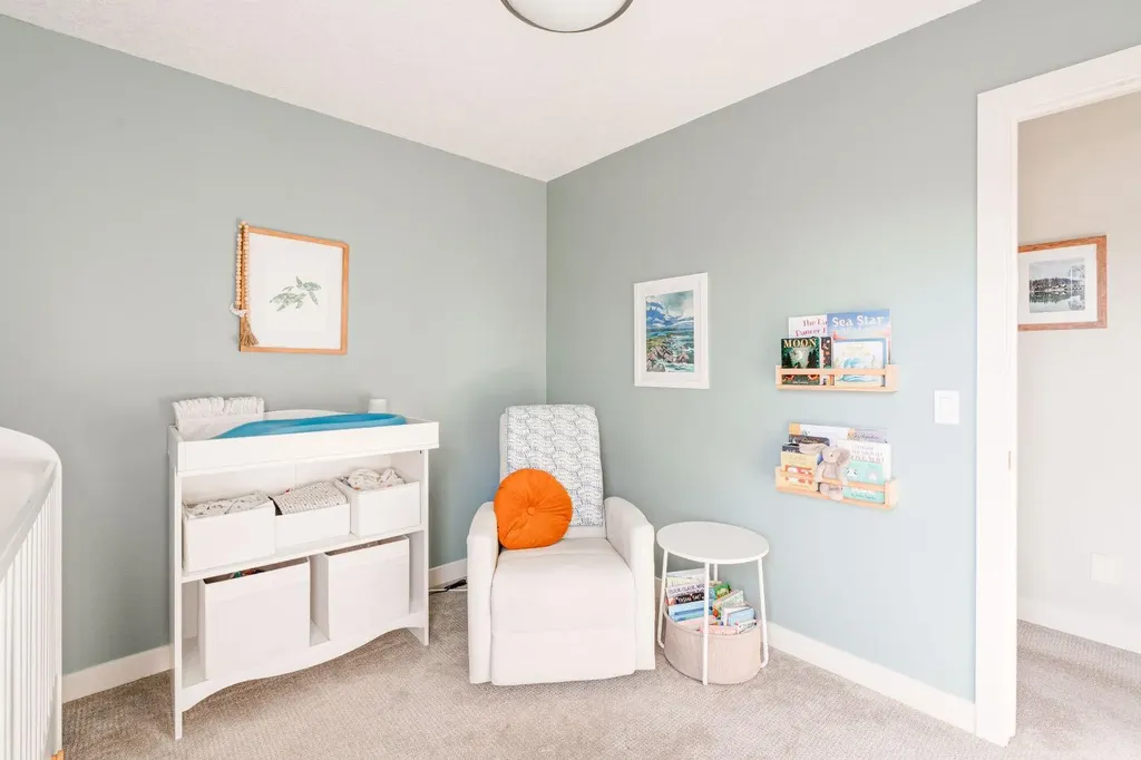 3529 3 Avenue SW Calgary AB T3C 0A7